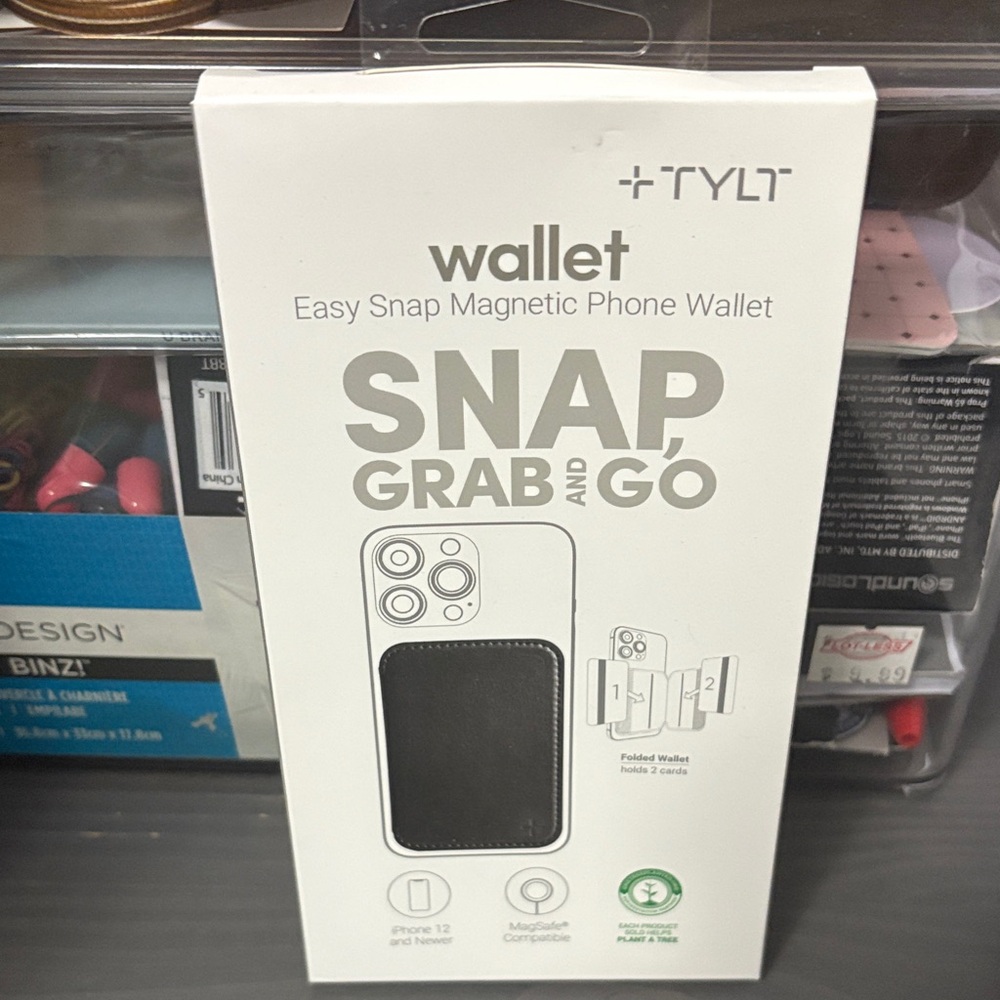 Black Snap and Go Magnetic Phone Wallet